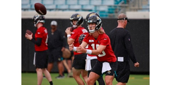 Trevor Lawrence uskoo, että uusi kausi on parempi
